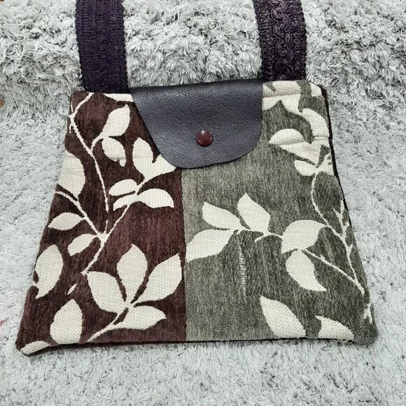 Vintage boho velvet and leather bag with embroidered strap - Picture 1 of 13